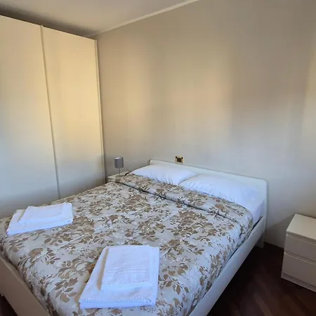 公寓 Flo House 贝尔加莫