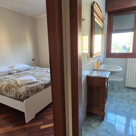 Flo House 公寓 贝尔加莫