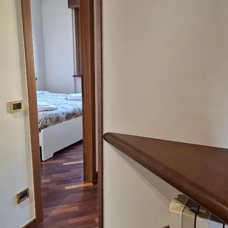 Flo House Apartmán *